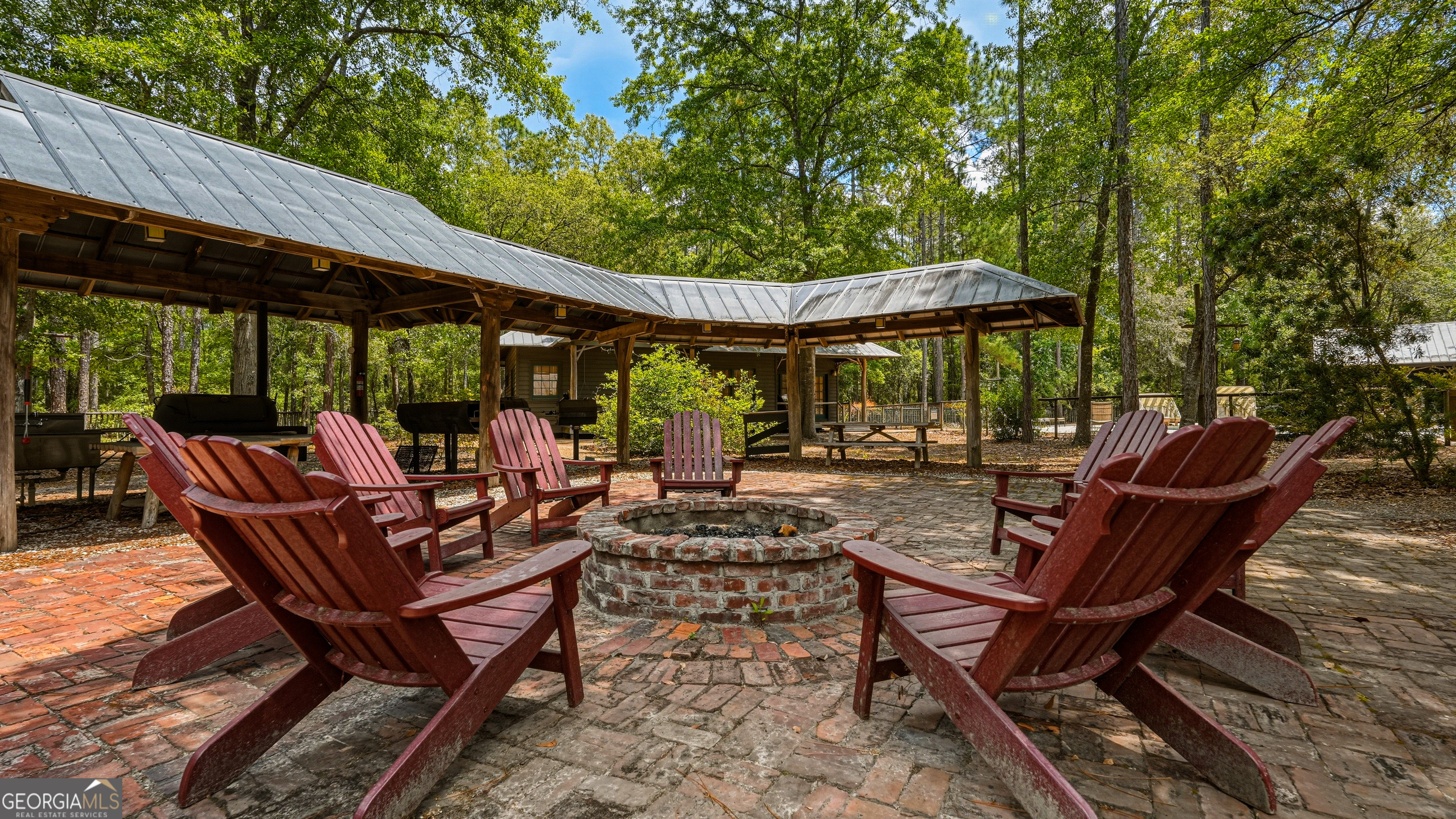 601 Bluff Road N White Oak GA 31568