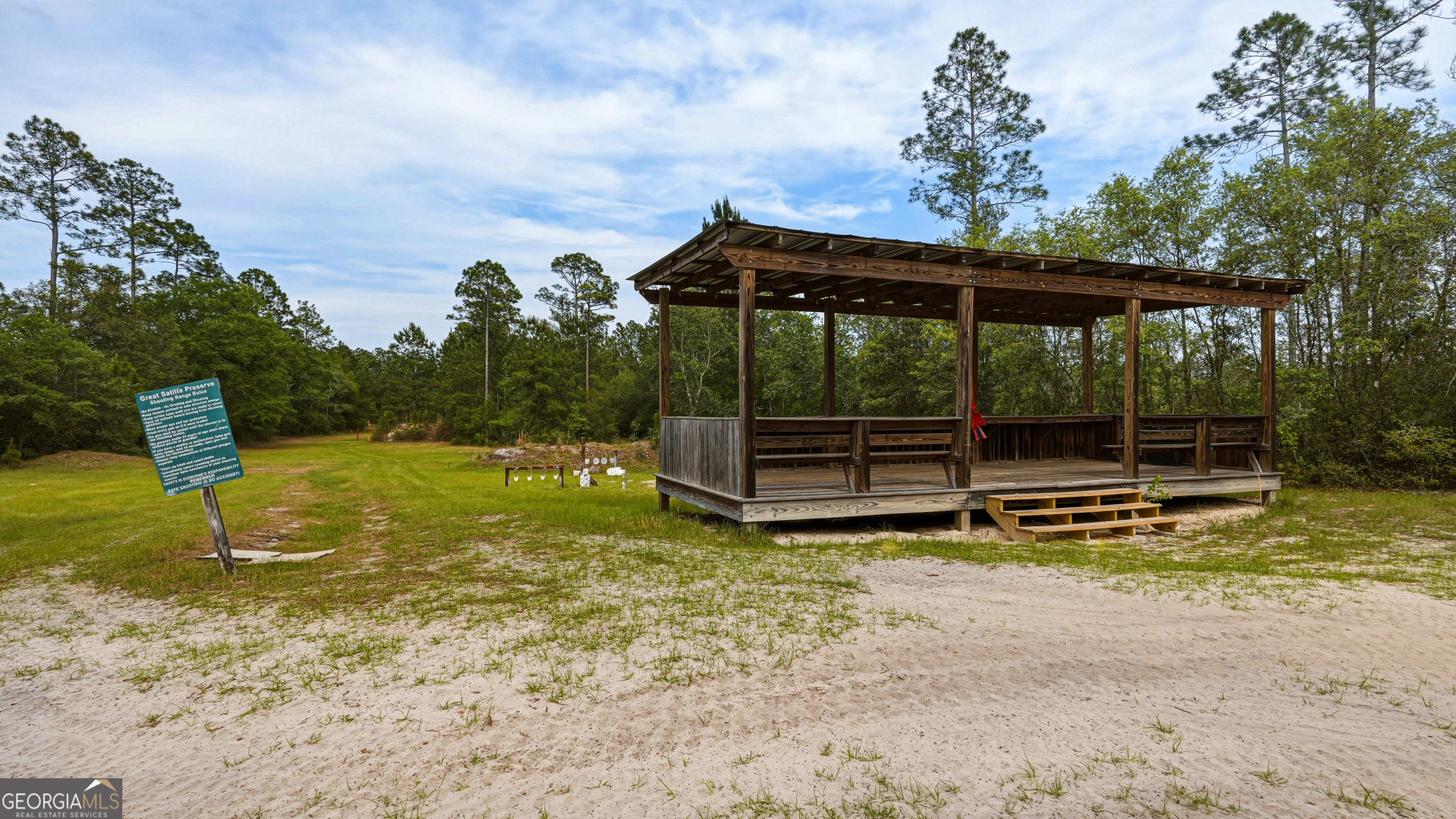 601 Bluff Road N White Oak GA 31568