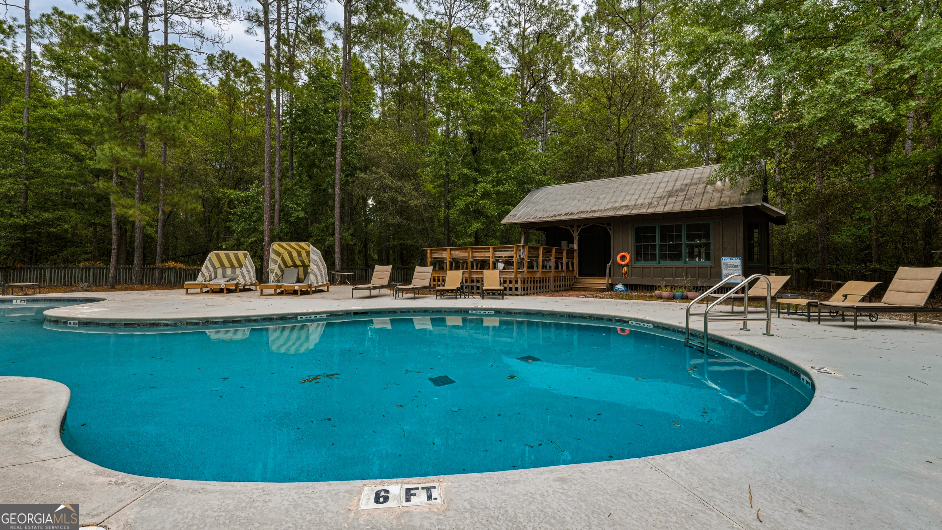 601 Bluff Road N White Oak GA 31568