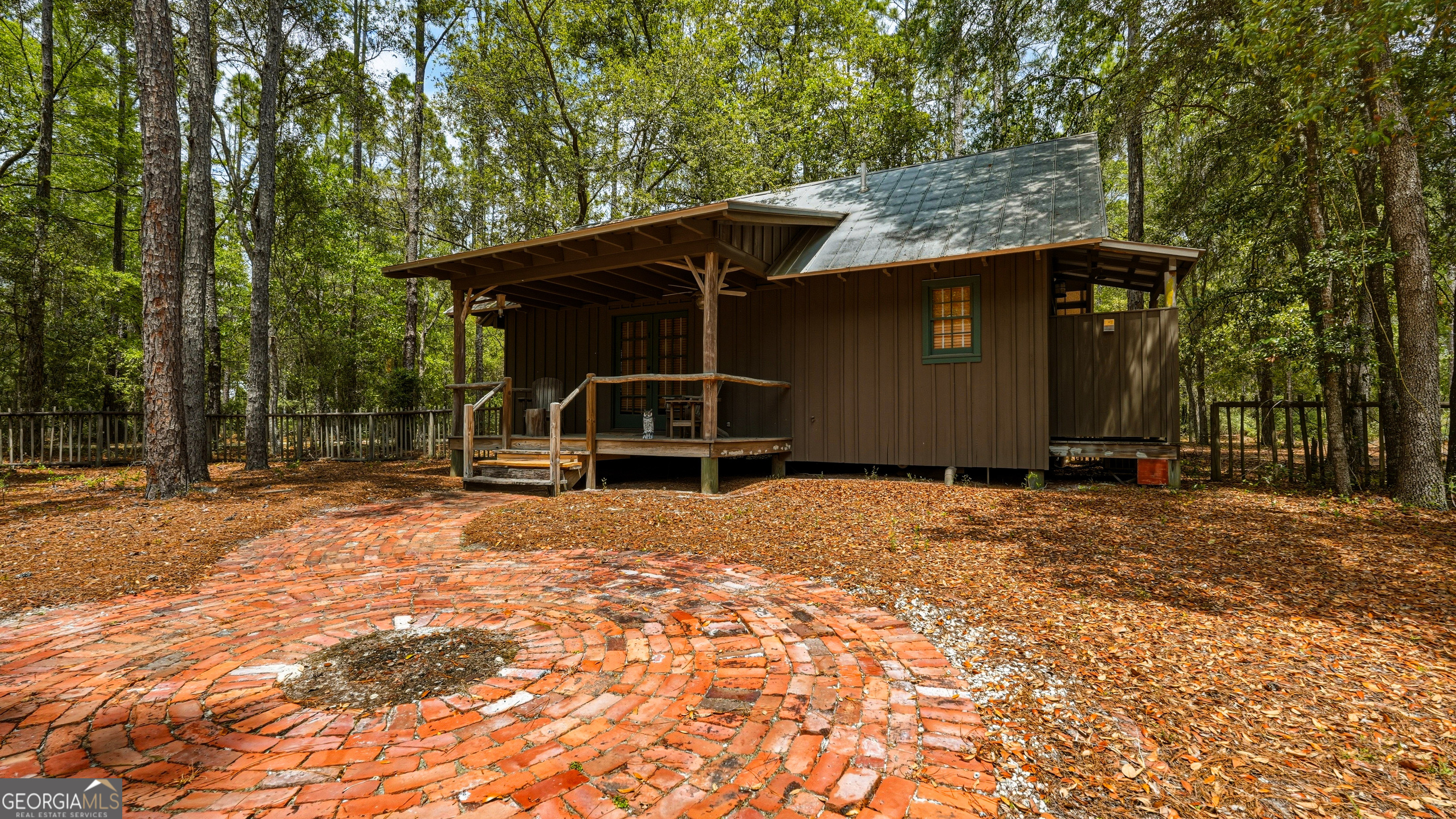 601 Bluff Road N White Oak GA 31568