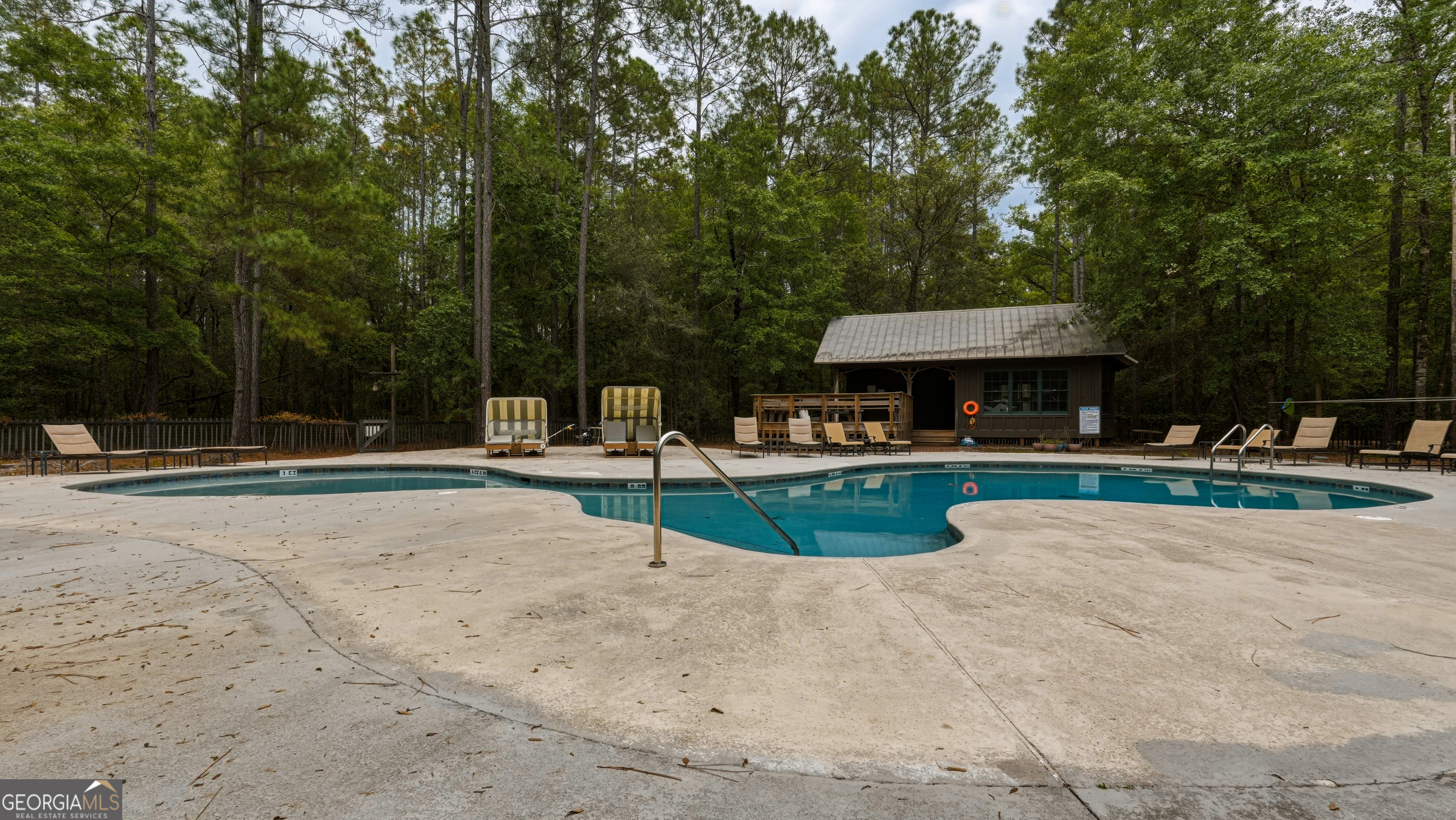 601 Bluff Road N White Oak GA 31568