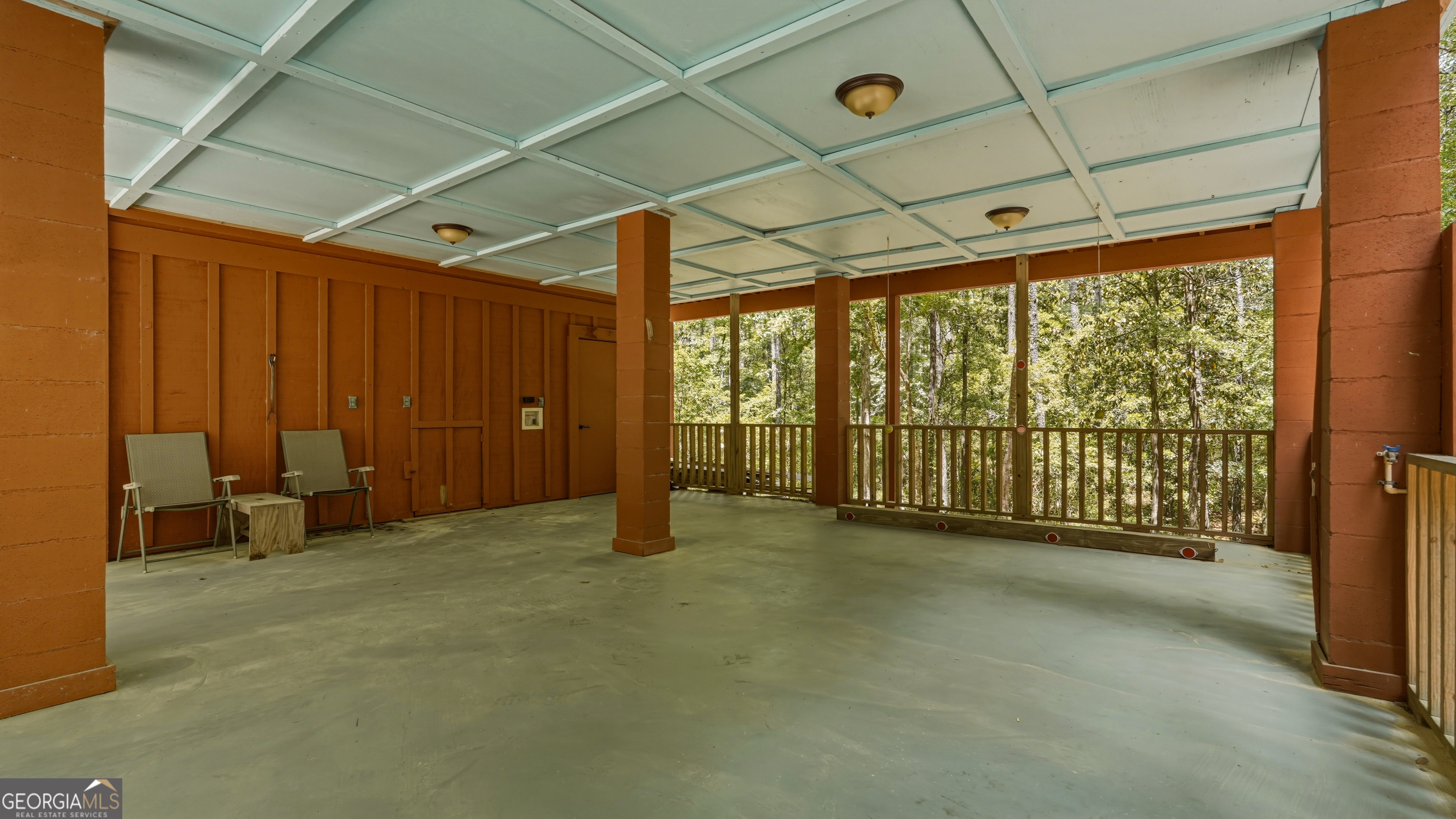 601 Bluff Road N White Oak GA 31568