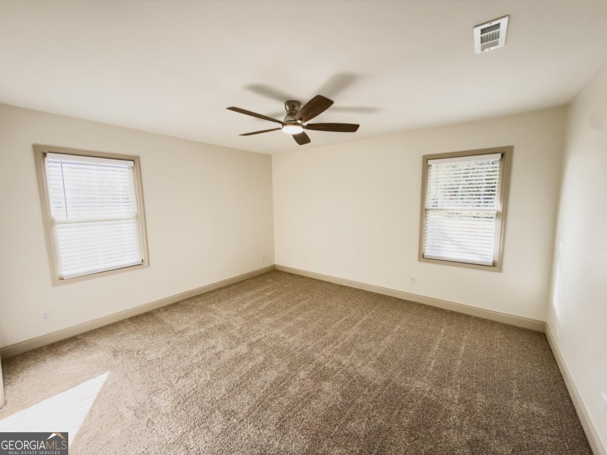 5885 Val Del Road Hahira GA 31632