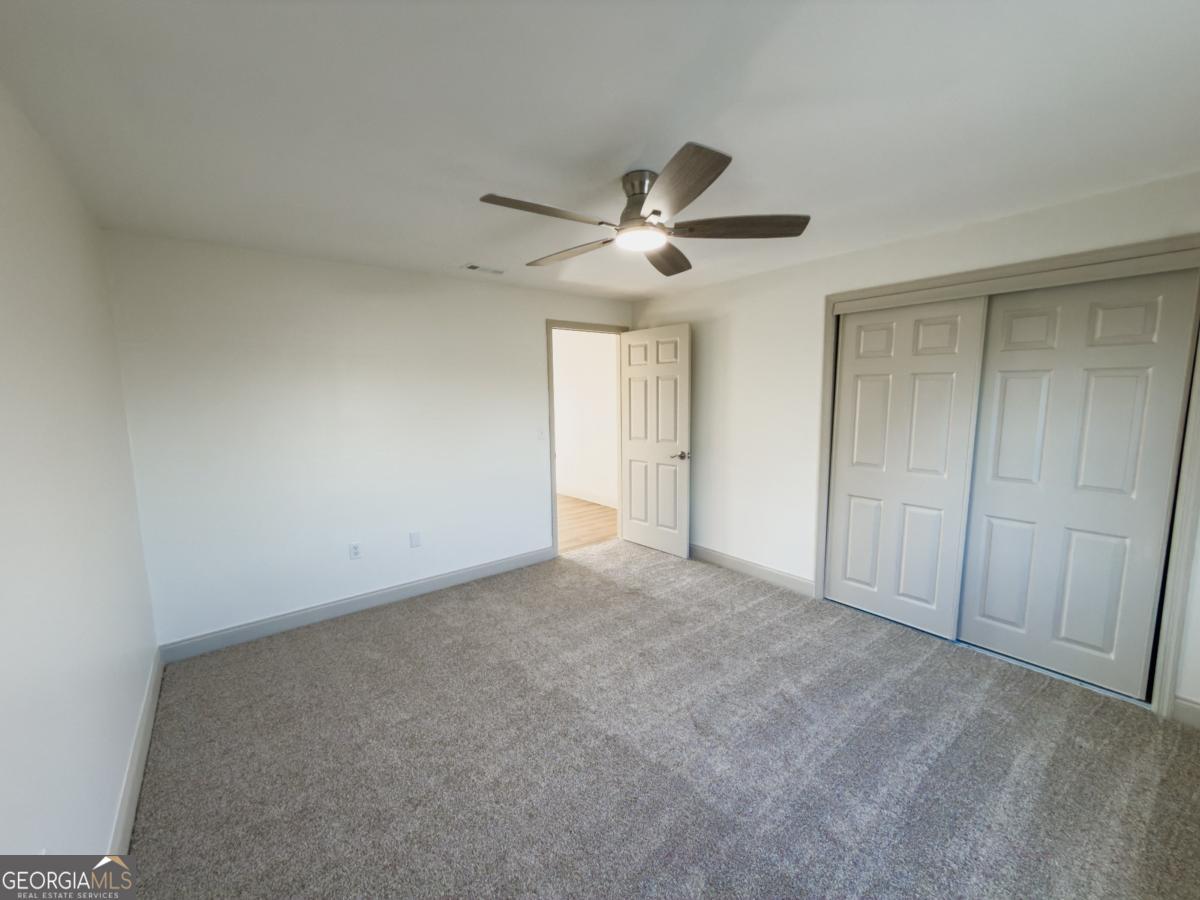5885 Val Del Road Hahira GA 31632