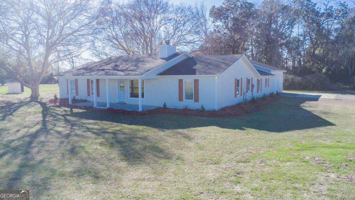 5885 Val Del Road Hahira GA 31632