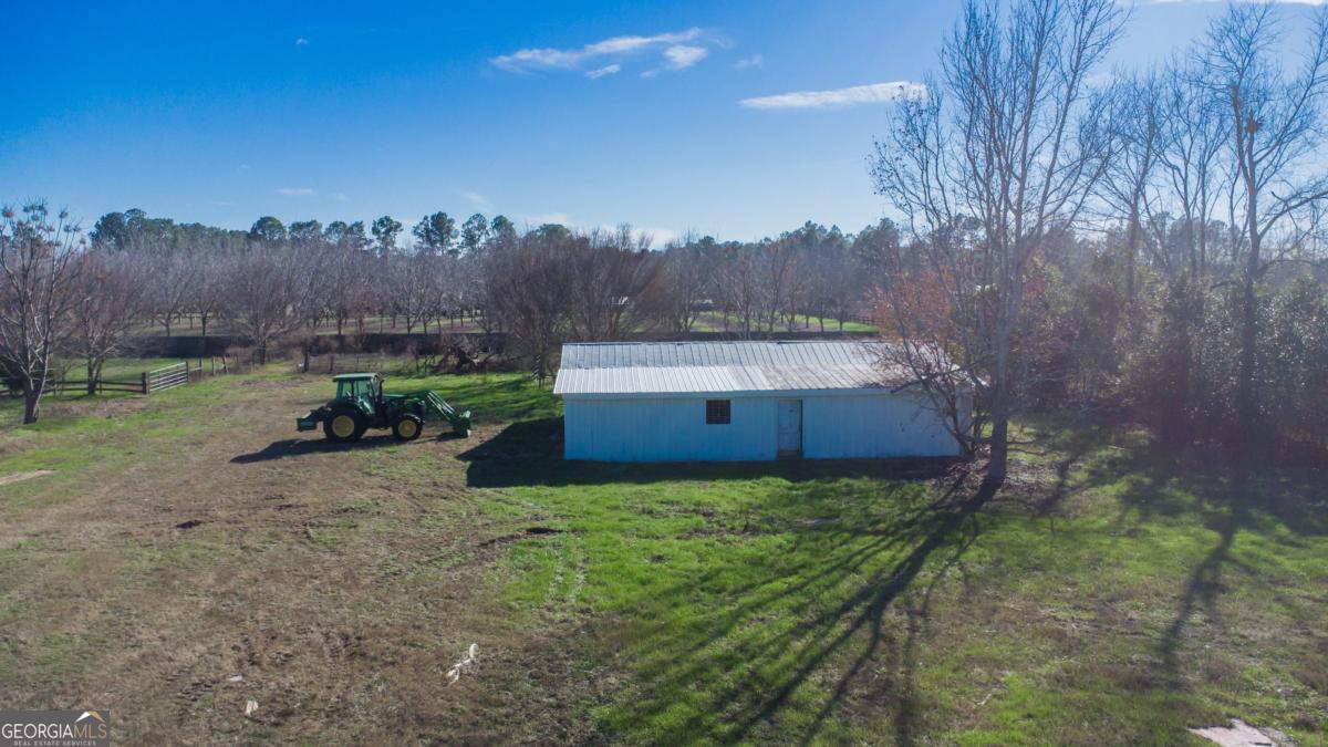 5885 Val Del Road Hahira GA 31632