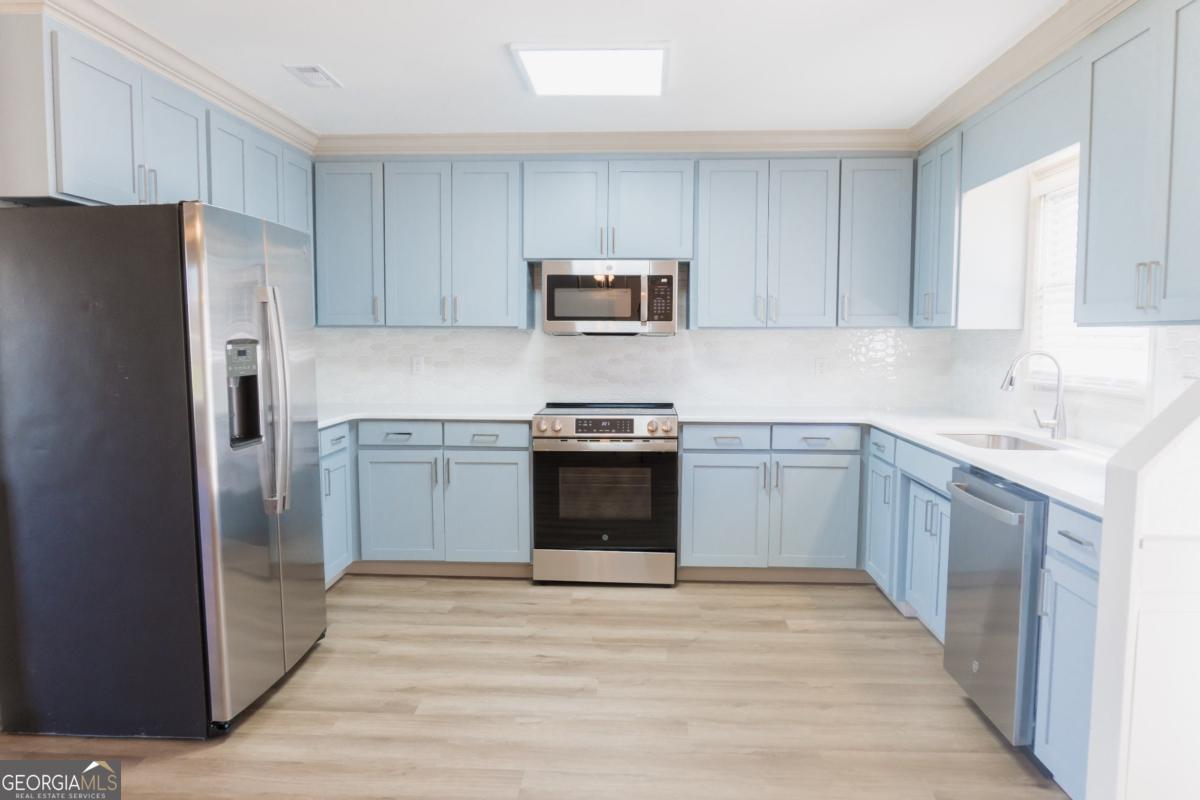 5885 Val Del Road Hahira GA 31632