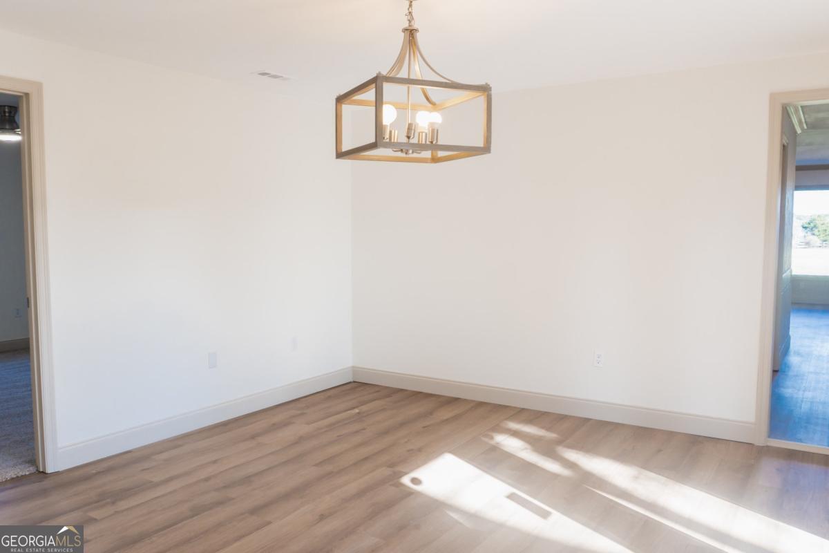 5885 Val Del Road Hahira GA 31632