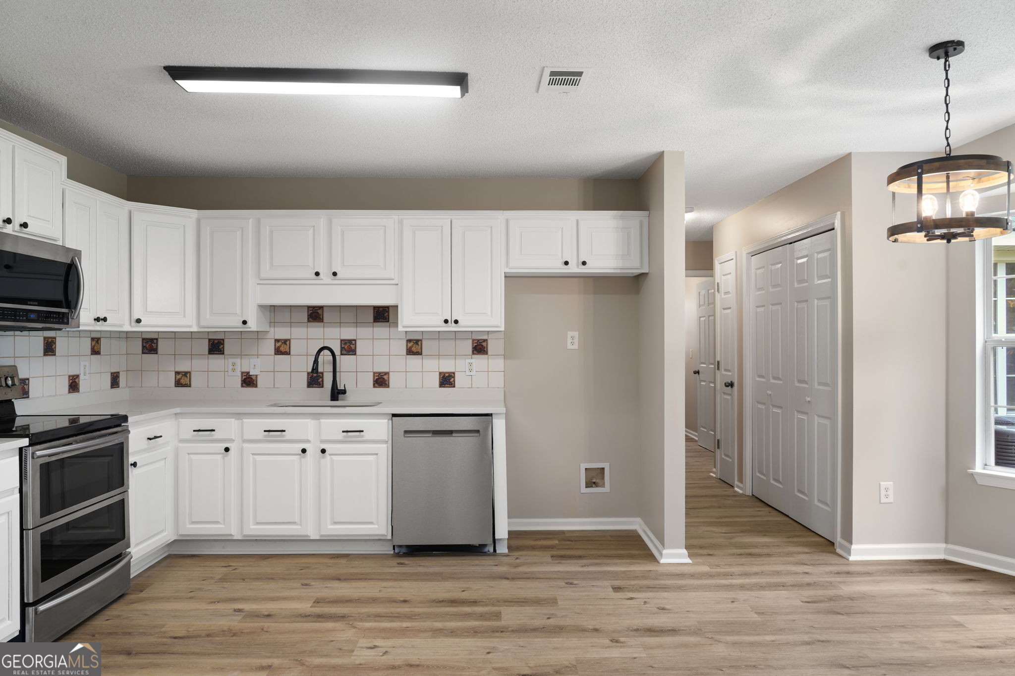 240 Pine View Drive Bloomingdale GA 31302