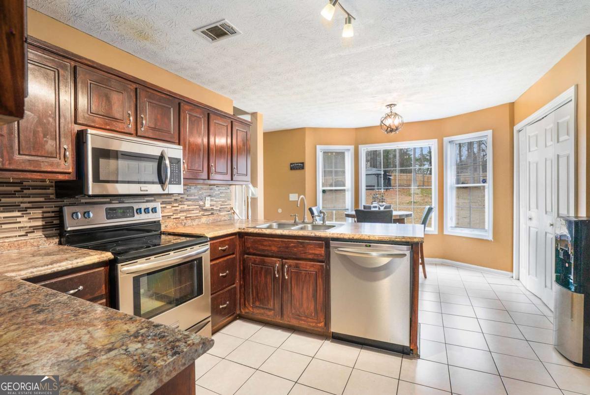 814 Cambridge Creek Drive SW Conyers GA 30094