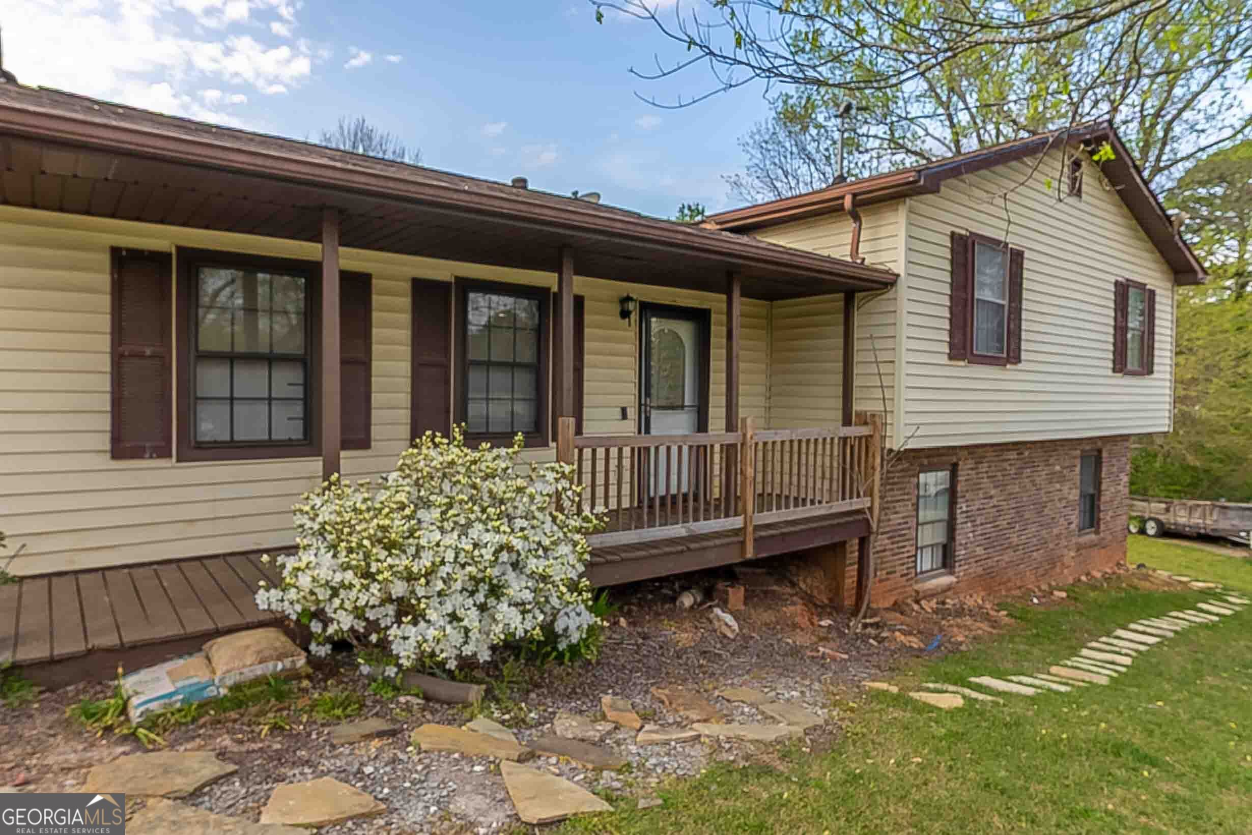482 Camden Circle Lawrenceville GA 30046