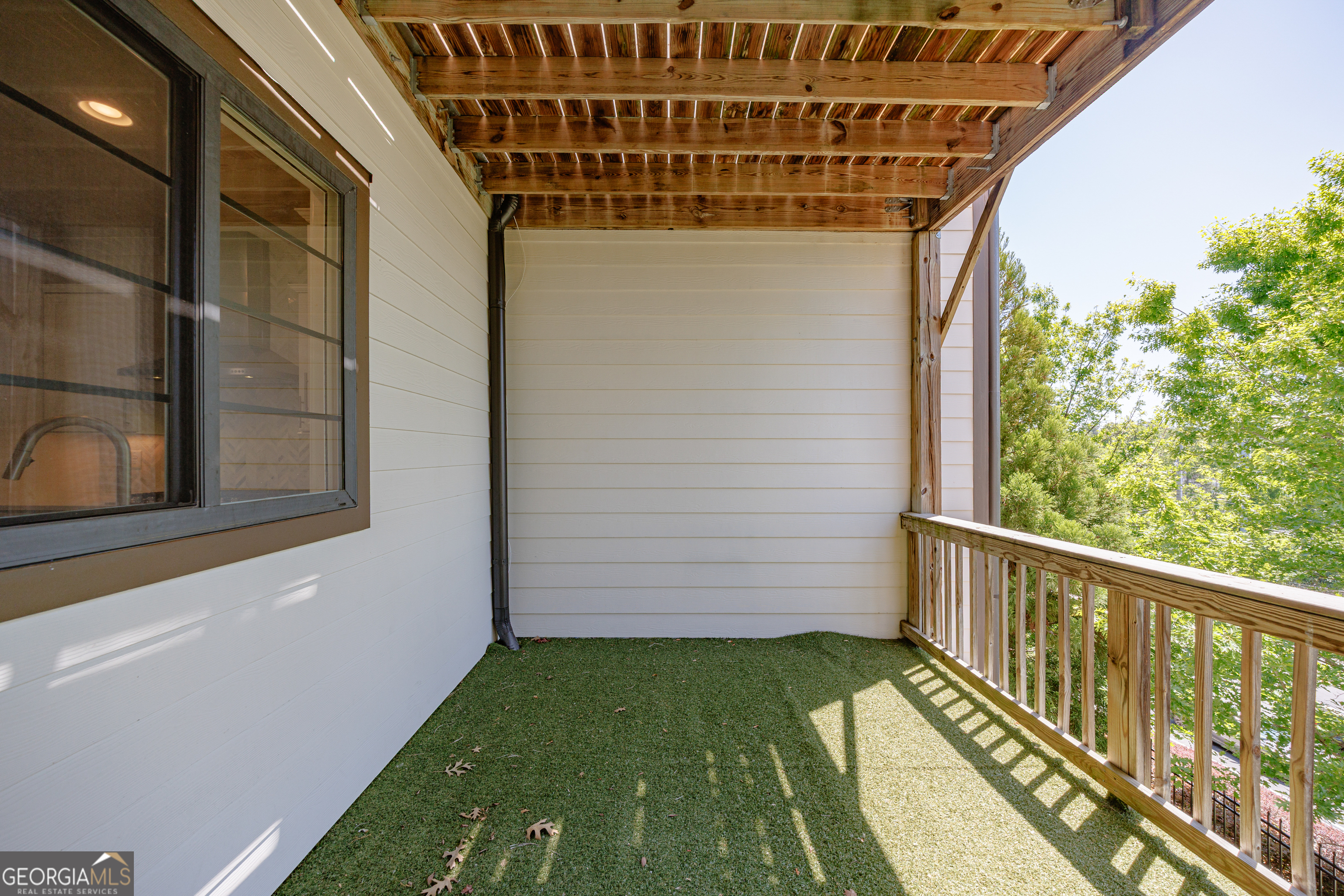 824 Stone Ridge Lane Atlanta GA 30324