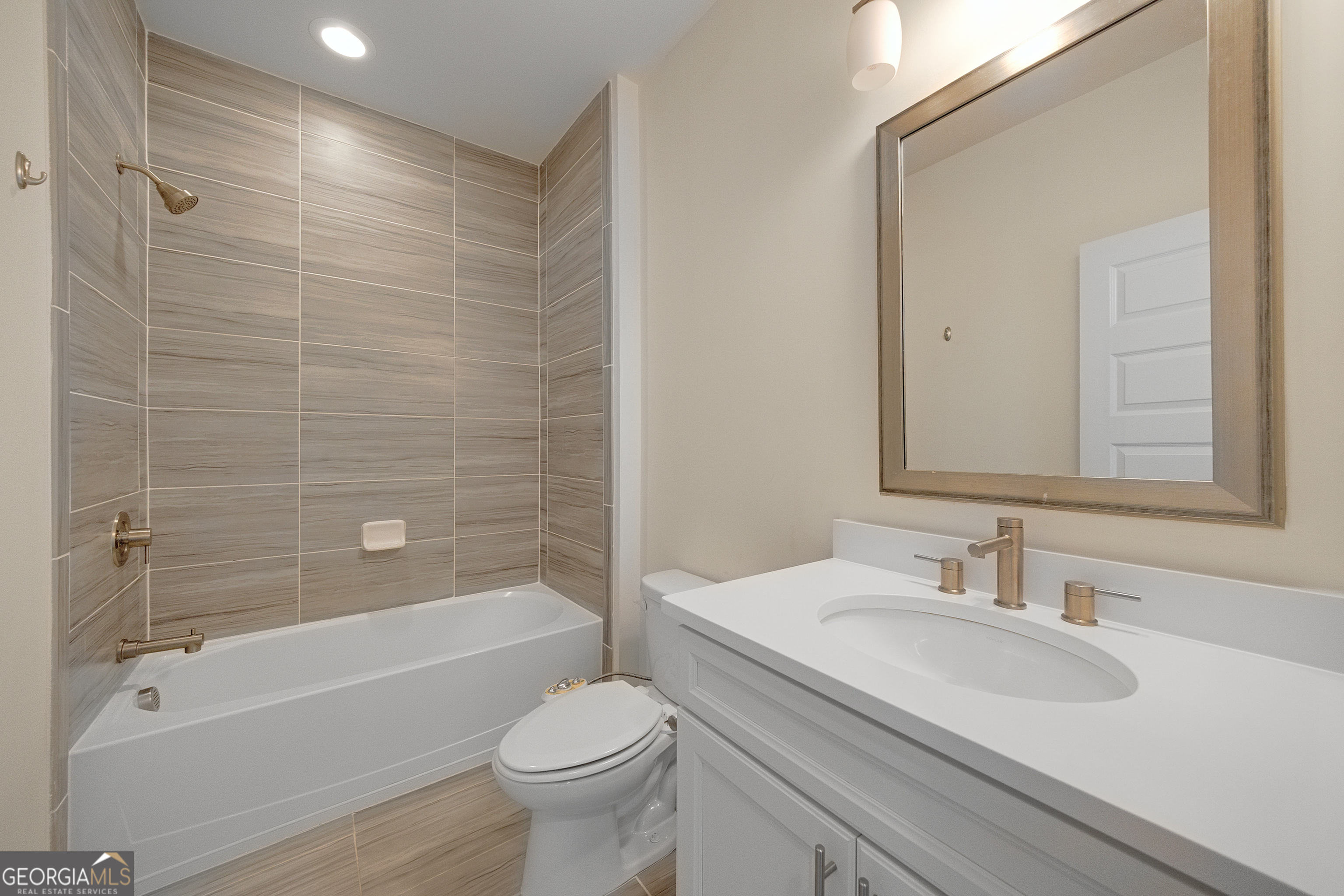 824 Stone Ridge Lane Atlanta GA 30324