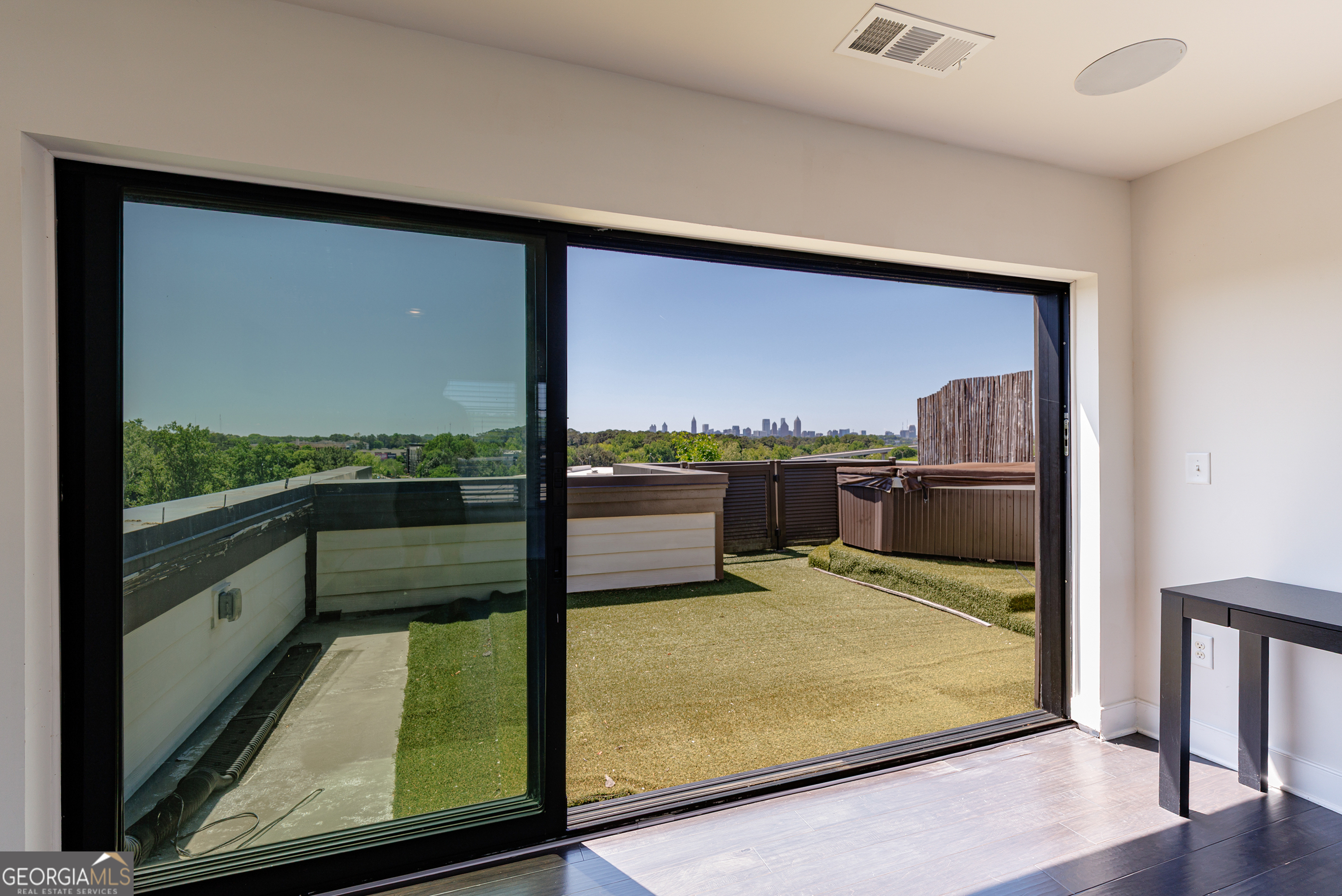 824 Stone Ridge Lane Atlanta GA 30324