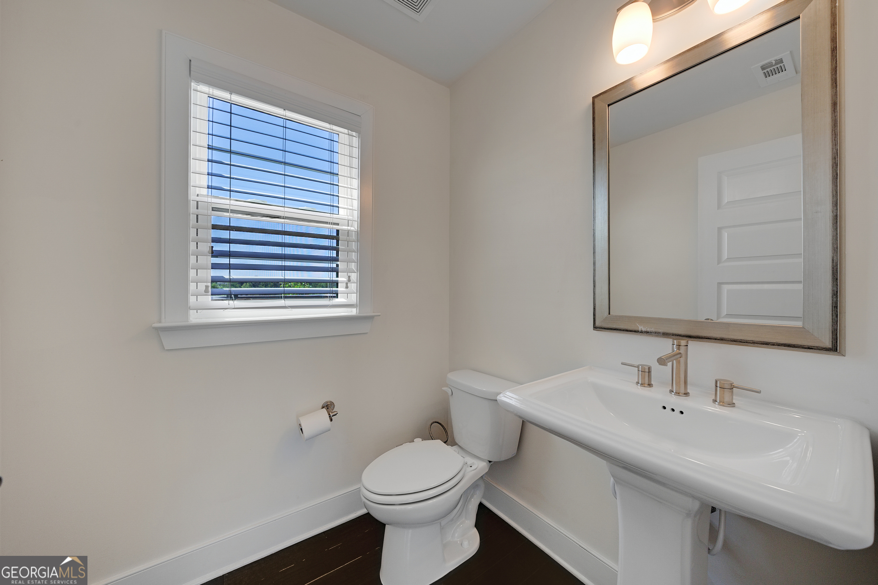 824 Stone Ridge Lane Atlanta GA 30324
