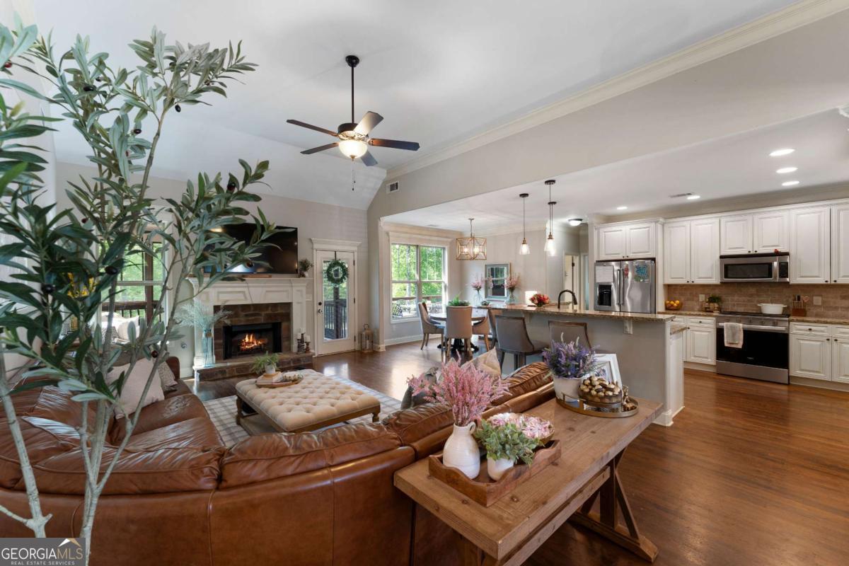 25 Linda Road SW Euharlee GA 30120