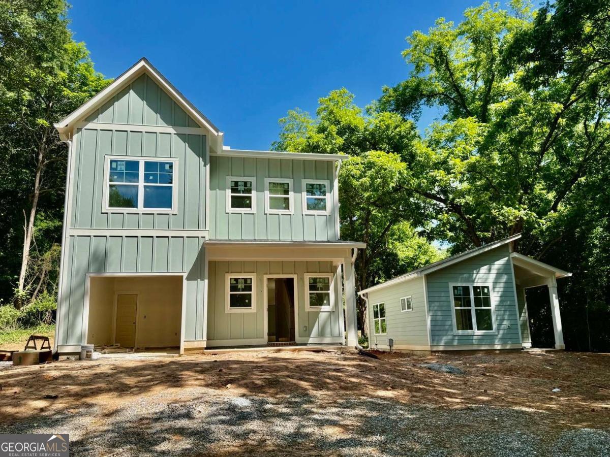 136 Peter Street Athens GA 30601