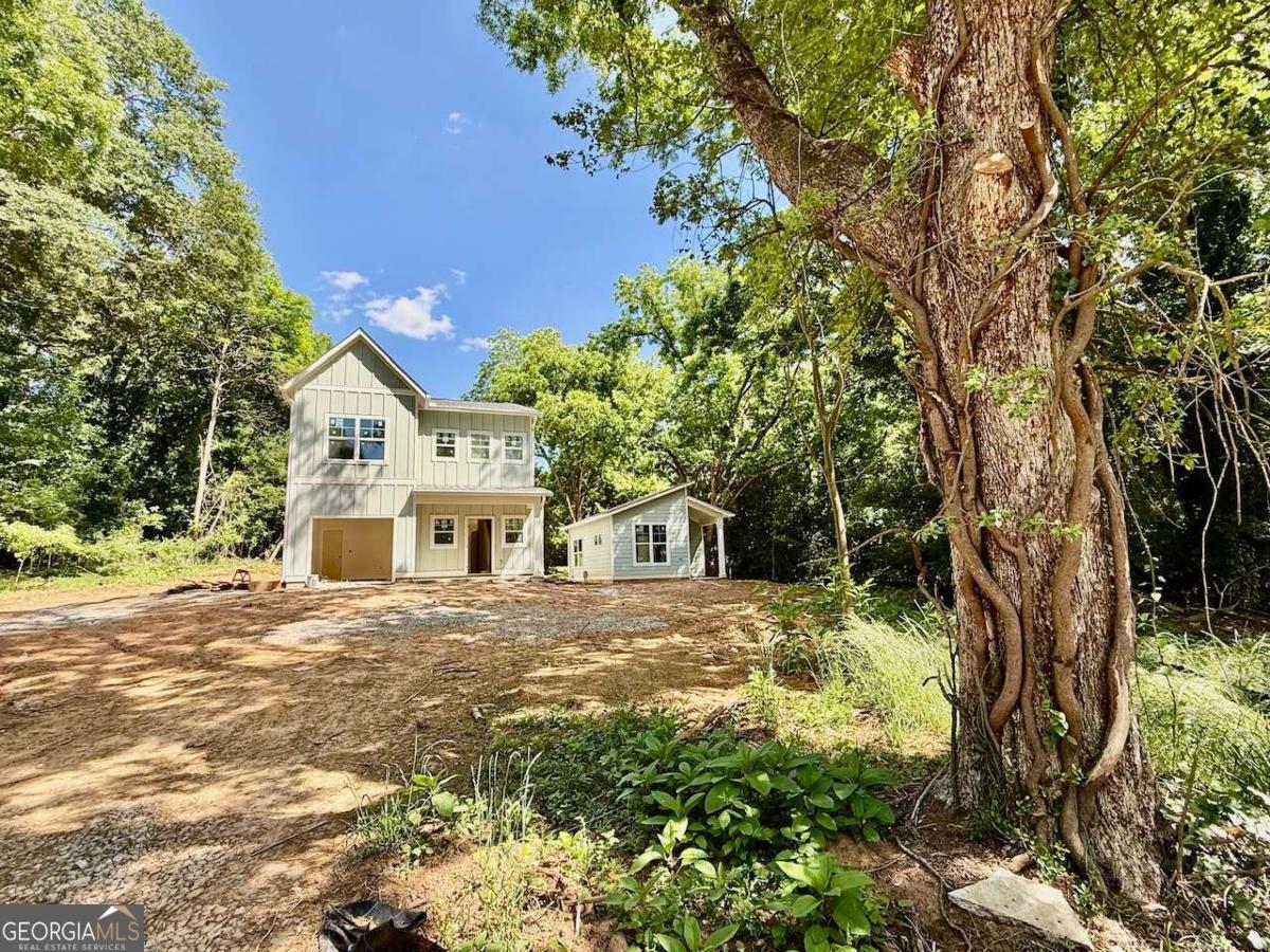 136 Peter Street Athens GA 30601