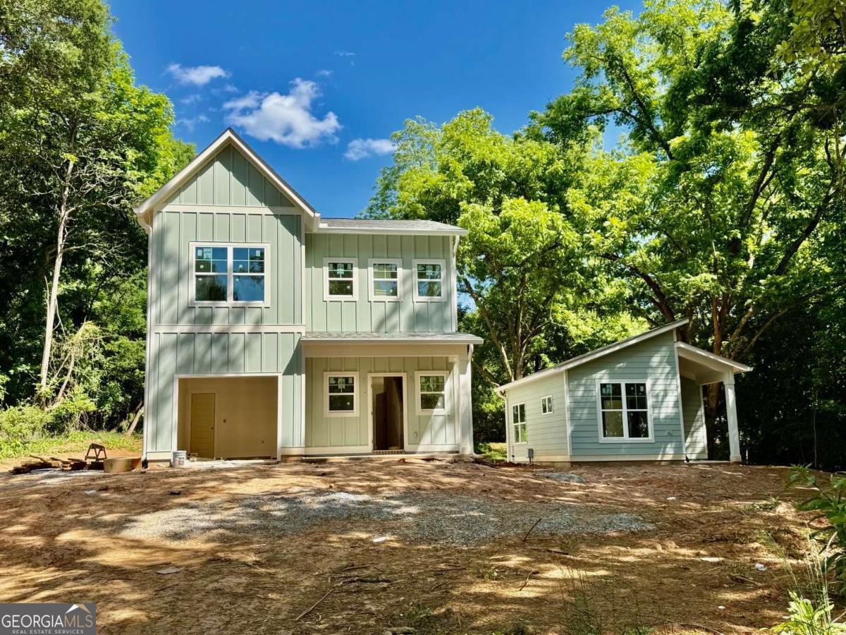 136 Peter Street Athens GA 30601