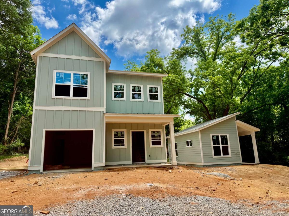 136 Peter Street Athens GA 30601