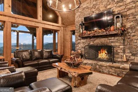 888 Wolf Creek Lane Blairsville GA 30512