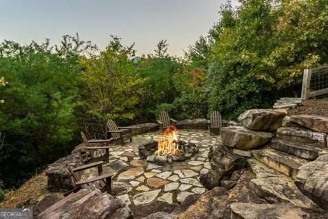 888 Wolf Creek Lane Blairsville GA 30512