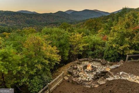 888 Wolf Creek Lane Blairsville GA 30512