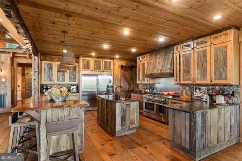 888 Wolf Creek Lane Blairsville GA 30512