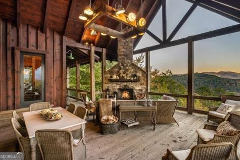 888 Wolf Creek Lane Blairsville GA 30512