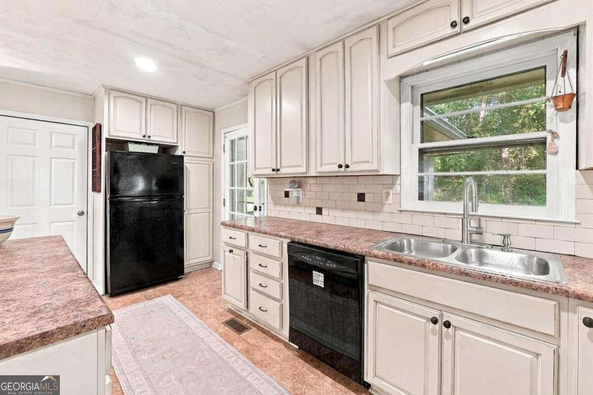 1694 Cartersville Highway Dallas GA 30132