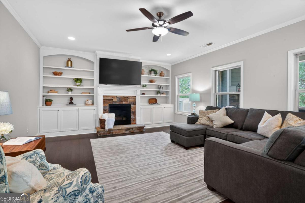 203 Red Wood Drive Dallas GA 30132