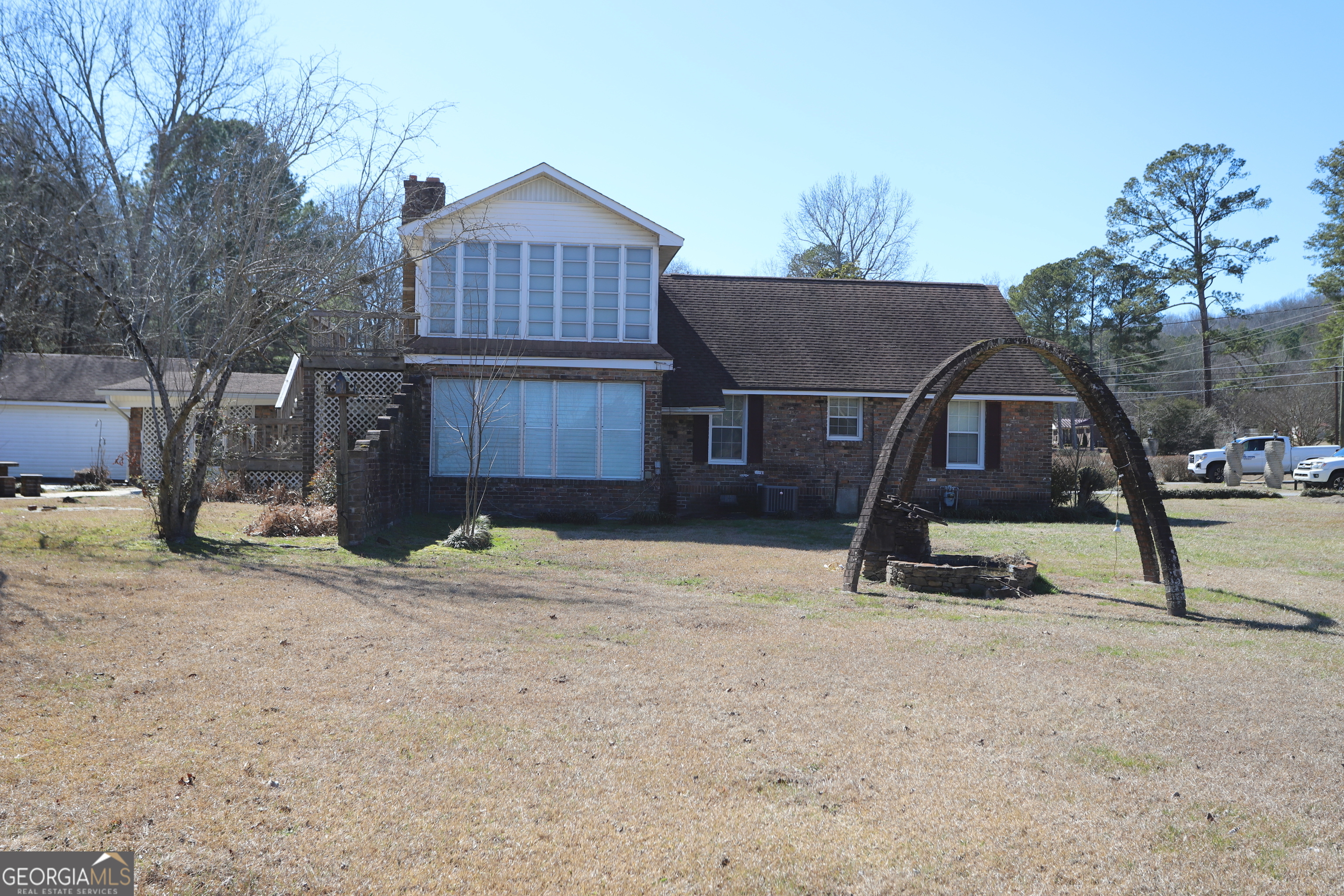 6791 Highway 114 Lyerly GA 30730