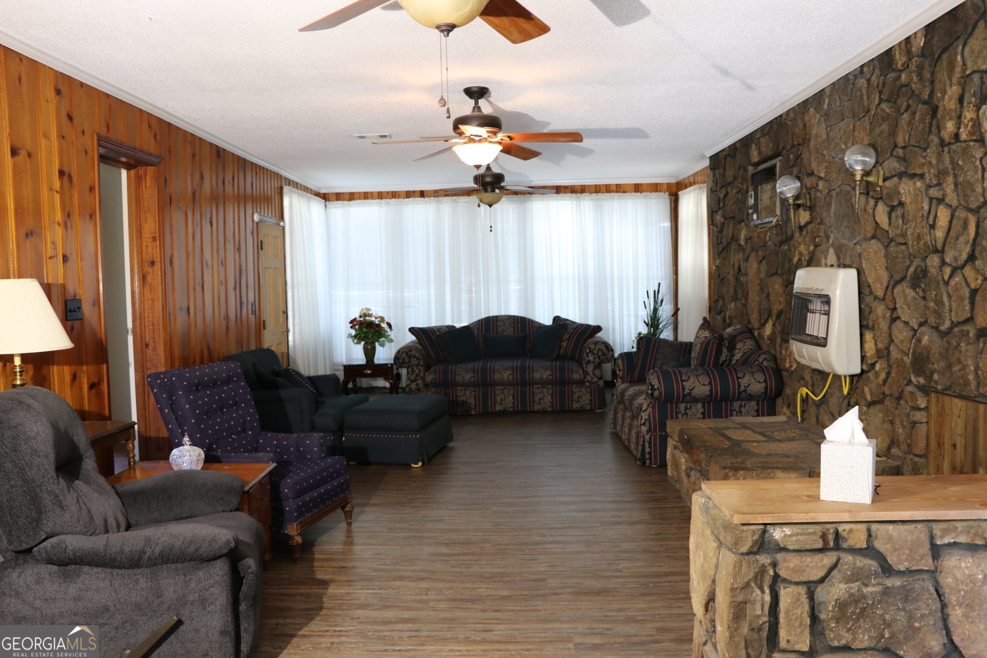6791 Highway 114 Lyerly GA 30730