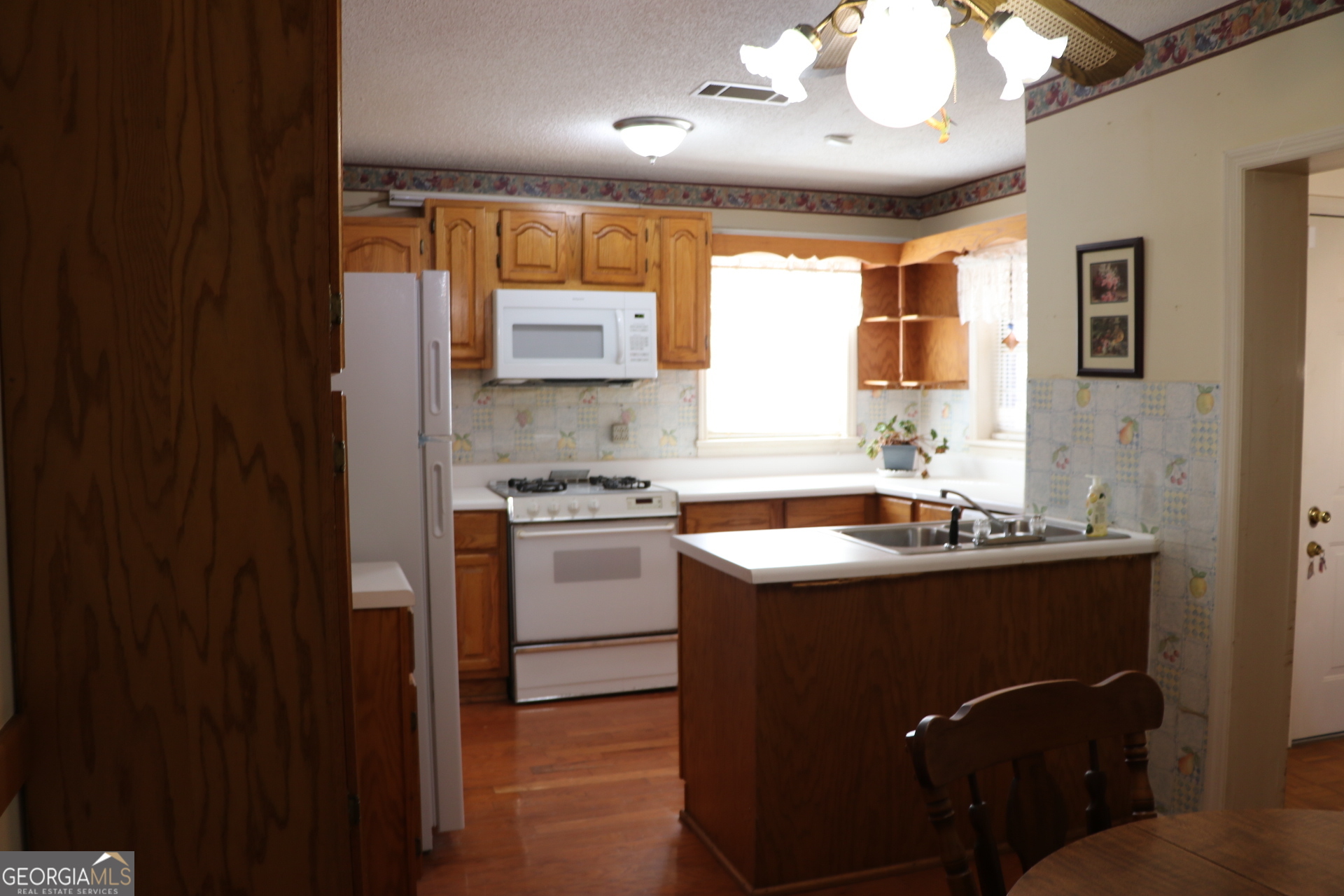6791 Highway 114 Lyerly GA 30730