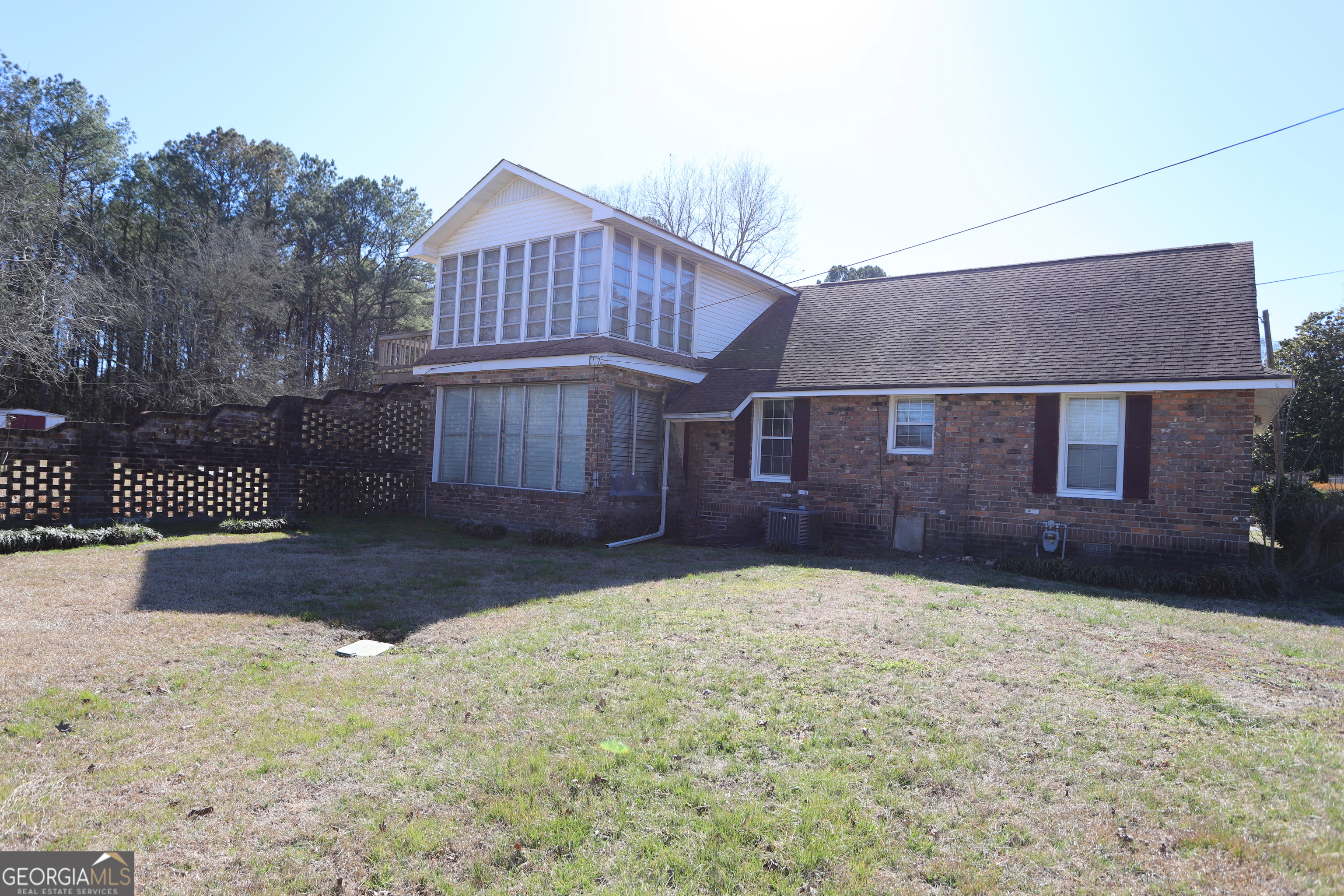 6791 Highway 114 Lyerly GA 30730