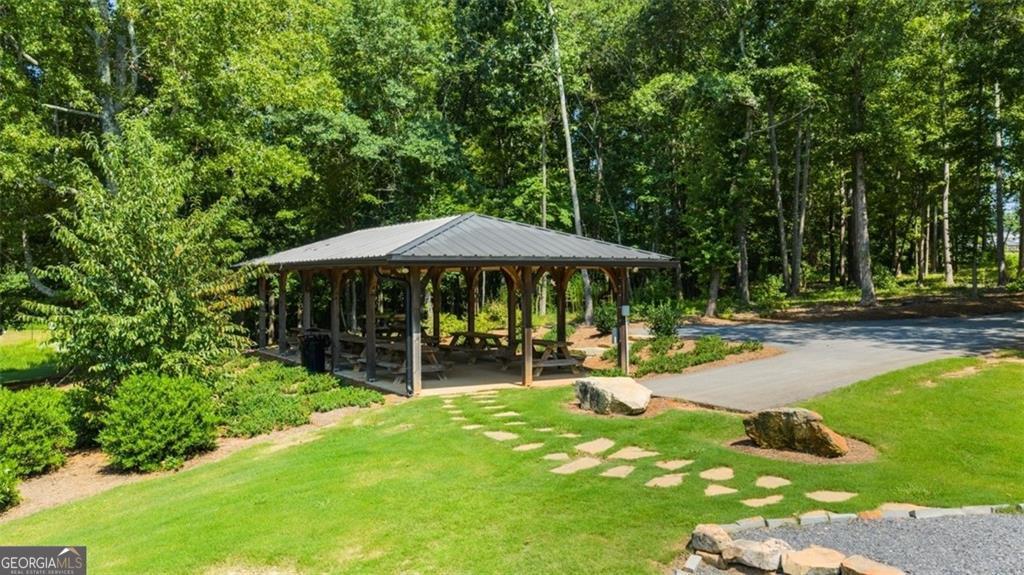 332 Moosehead Trail Hoschton GA 30548
