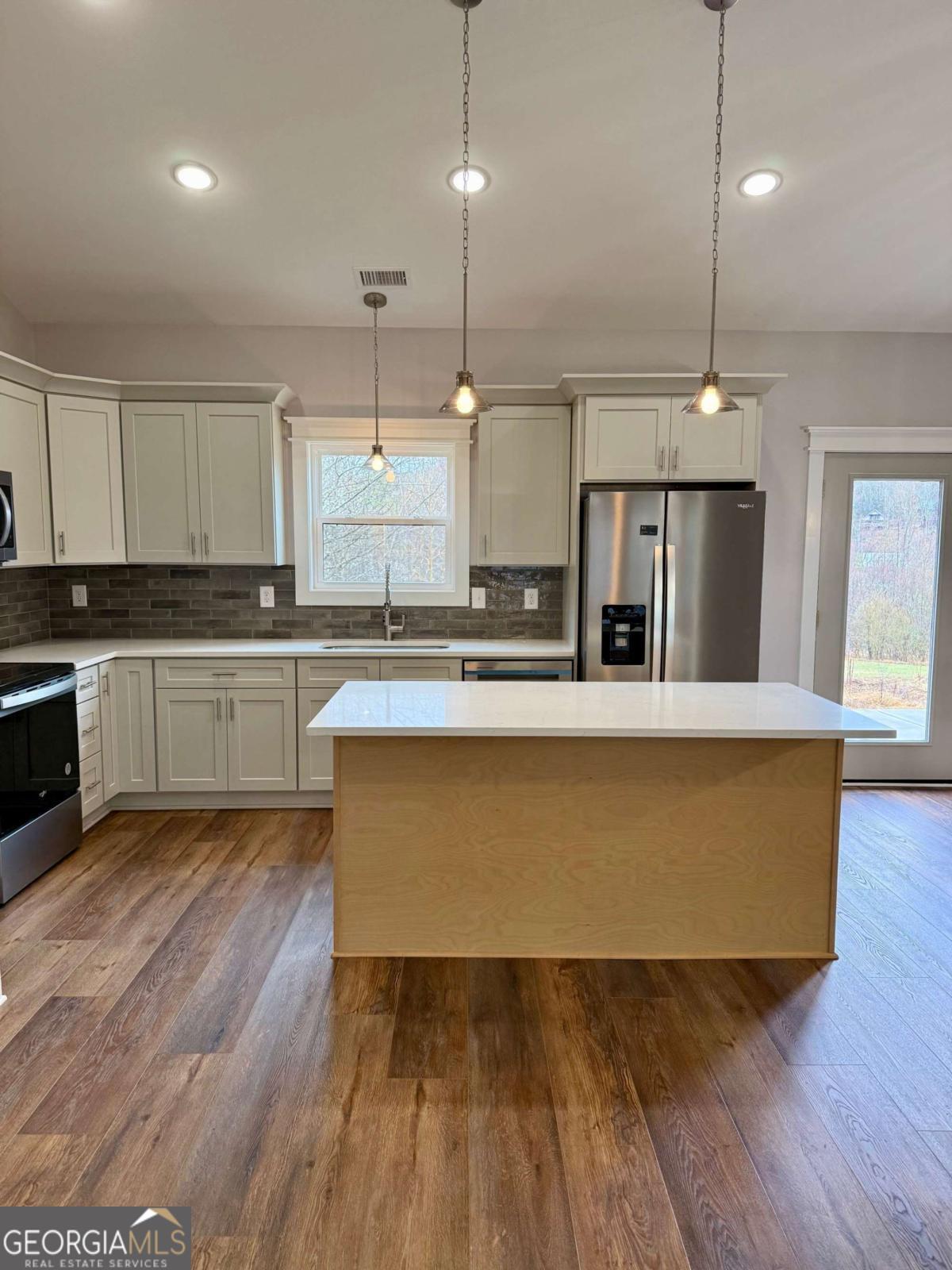 270 Meadow Crest Drive Cleveland GA 30528