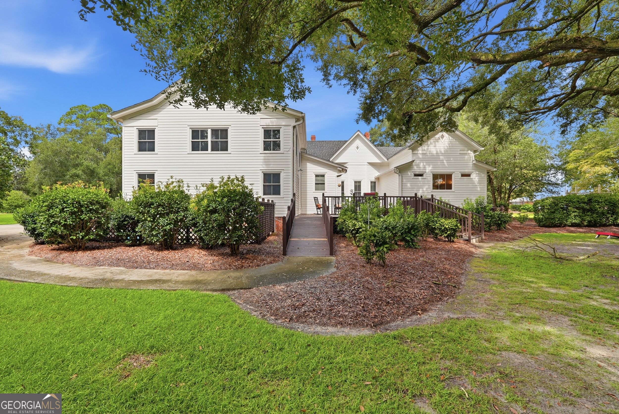 309 S College Street Twin City GA 30471