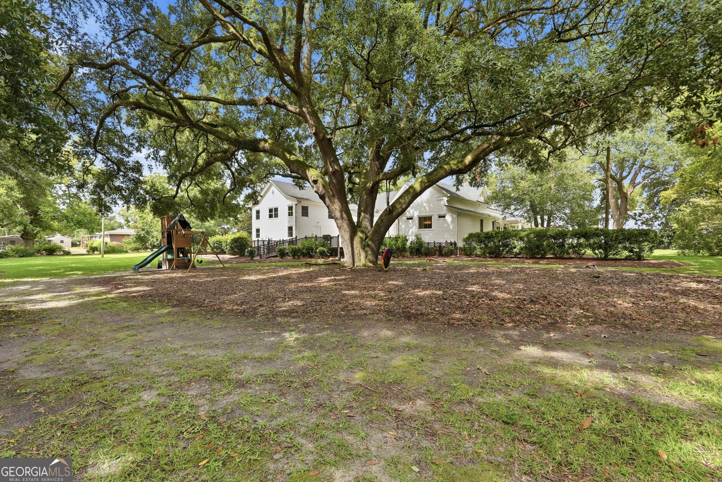309 S College Street Twin City GA 30471