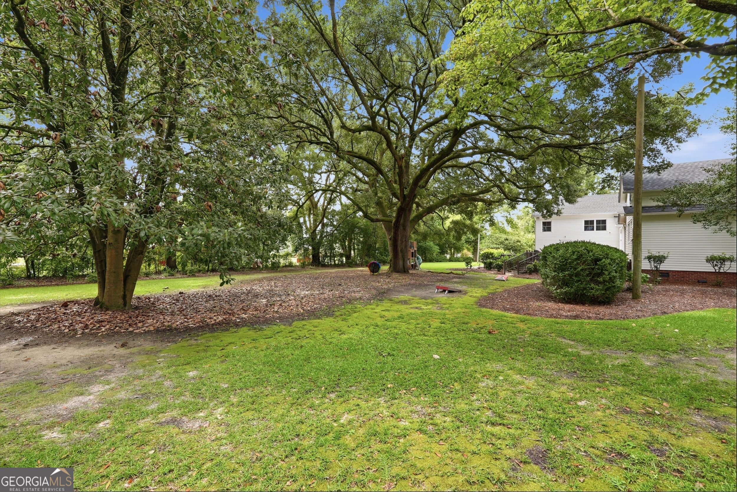 309 S College Street Twin City GA 30471