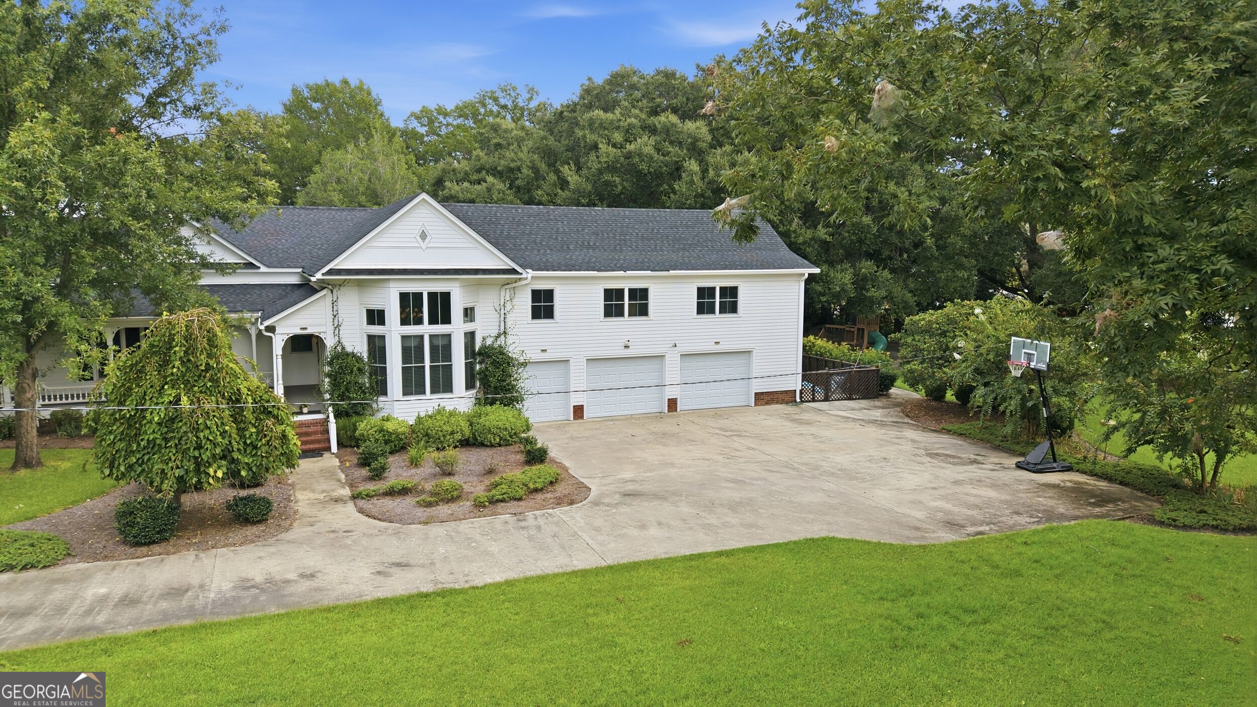 309 S College Street Twin City GA 30471
