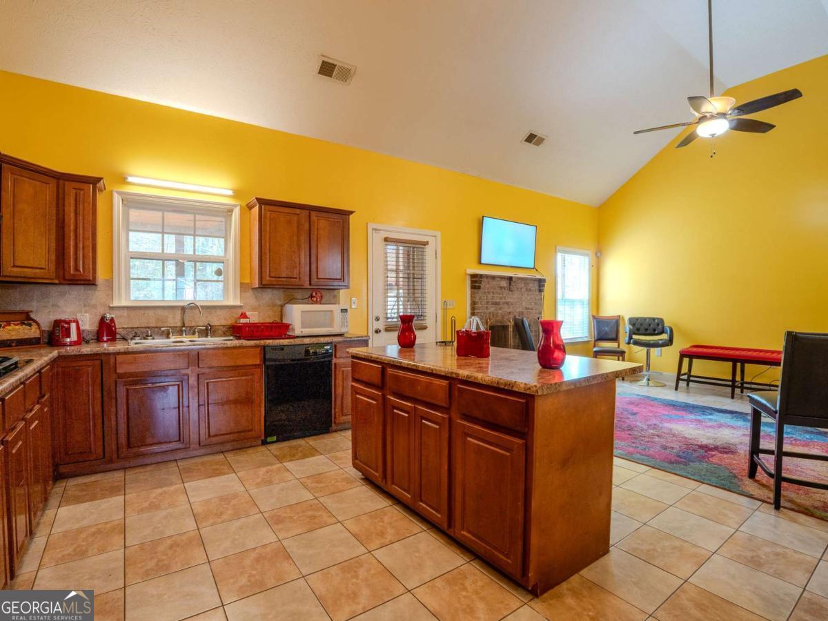 4050 Old Fairburn Road Atlanta GA 30349
