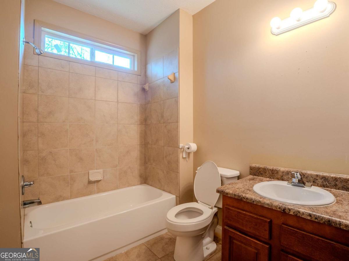 4050 Old Fairburn Road Atlanta GA 30349