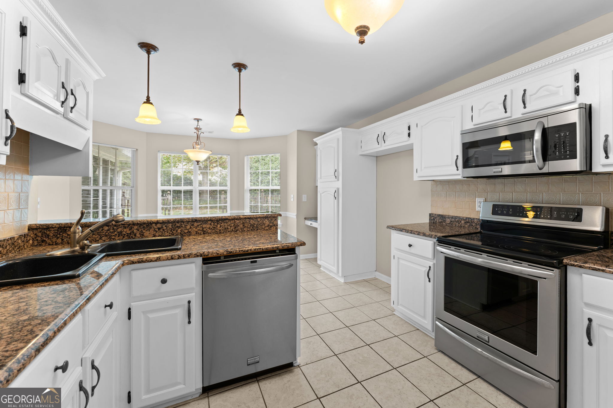 302 Jubilee Circle Bonaire GA 31005