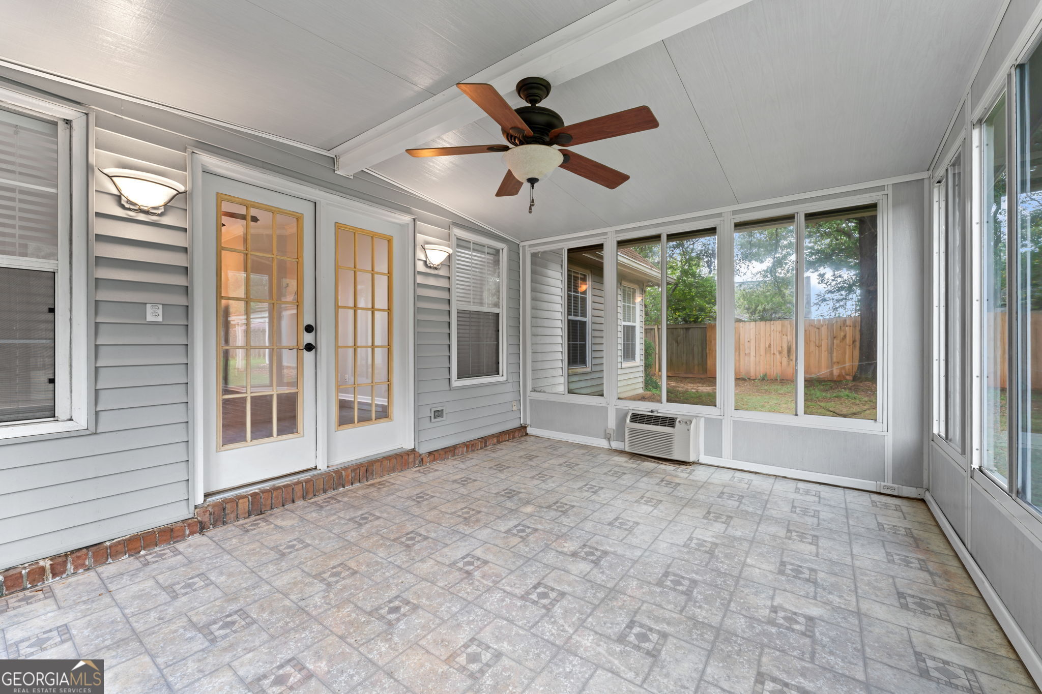 302 Jubilee Circle Bonaire GA 31005
