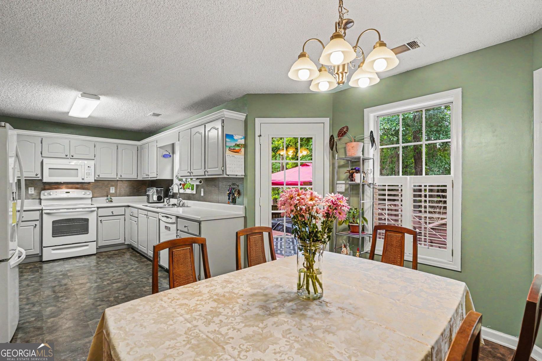 120 Lynnview Court Mcdonough GA 30252