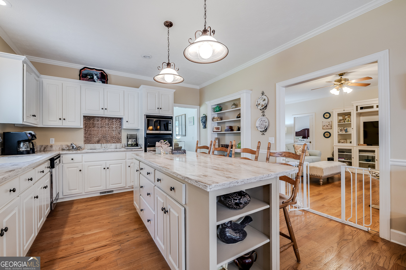 5012 Old Groveland Road Pembroke GA 31321