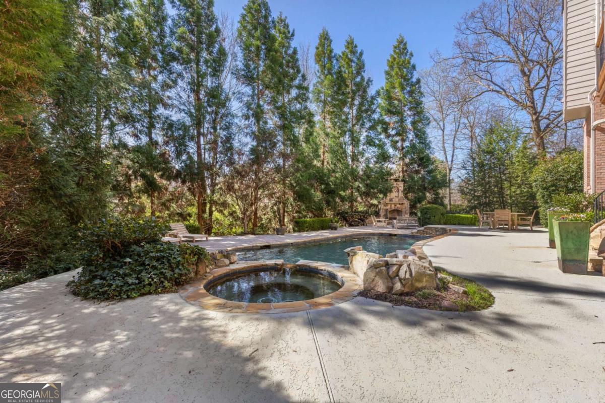 320 Falls Point Trail Alpharetta GA 30022