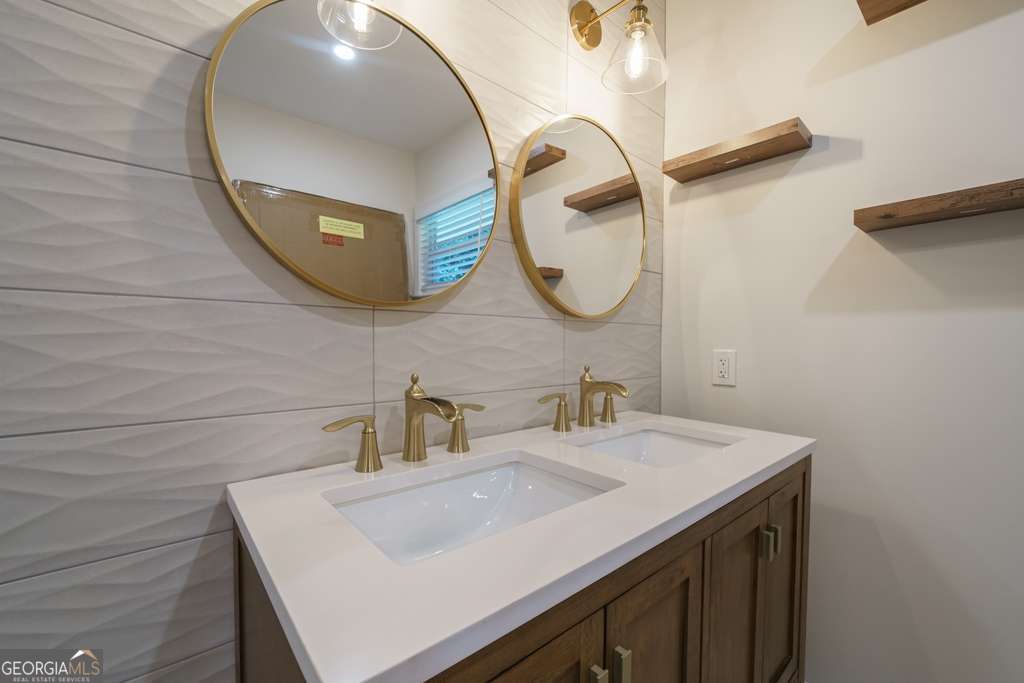 2359 Mark Trail Decatur GA 30032