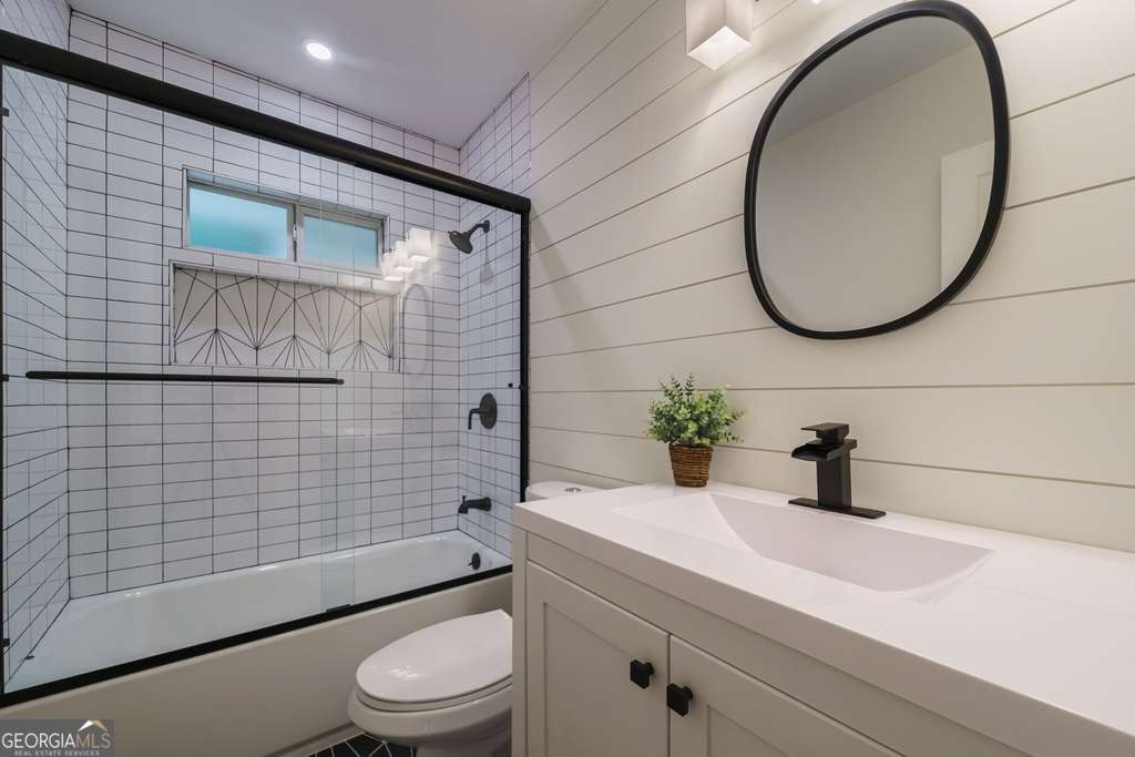 2359 Mark Trail Decatur GA 30032